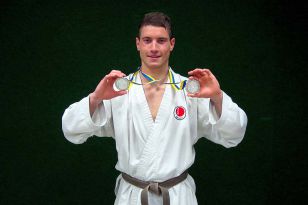 seibukan_Goju_Ryu_EM_for_Cadets_Junior_Graz_2010_003.jpg