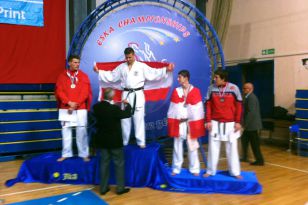 seibukan_Shotokan_Europameisterschaft_in_Belgrad_2012_002.jpg