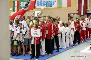 1475067258-78-von-204.jpg