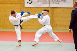 1573404339-47.jpg
