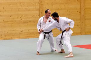 1573404259-33.jpg