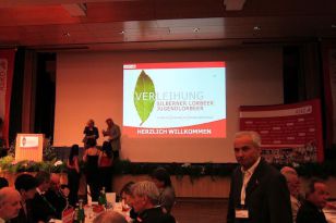 seibukan_Ehrung_im_neuen_Linzer_Rathaus_2011_007.jpg