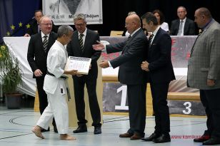 1475067266-85-von-204.jpg