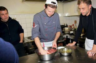 seibukan_Maennerkochkurs_in_Vorchdorf_2010_032.jpg