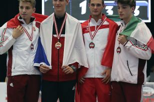 1475067348-158-von-204.jpg