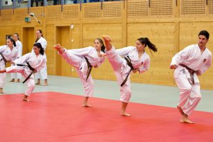 1573404074-6.jpg