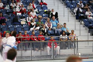 1475067292-108-von-204.jpg
