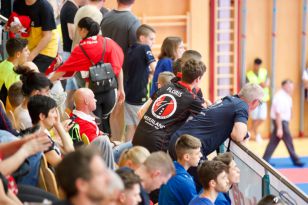 1565792493-6.jpg
