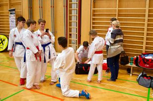 1574073814-35.jpg