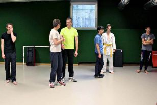 seibukan_Selbstverteidigungskurs_2010_046.jpg