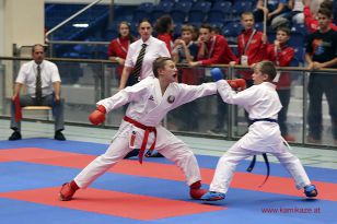 1475067232-54-von-204.jpg