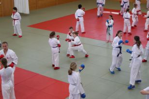 1552919346-14.jpg