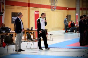 1552921654-1.jpg