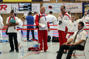 1475067184-13-von-204.jpg