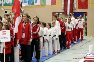 1475067257-77-von-204.jpg