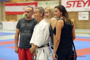 1475067278-96-von-204.jpg