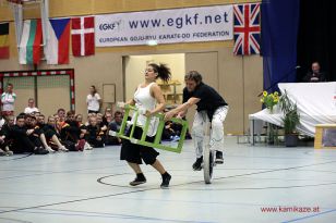 1475067275-93-von-204.jpg