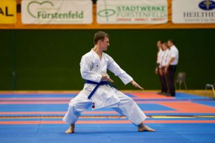 1558517535-57.jpg