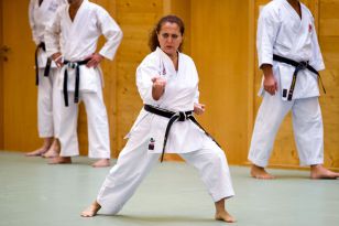 1573404444-64.jpg