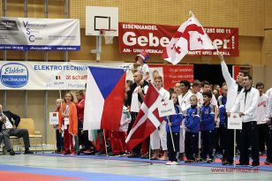 1475067265-84-von-204.jpg