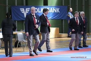 1489944930-13-von-113.jpg